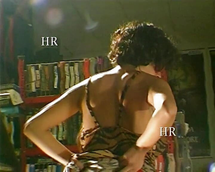 Unreleased Amateur Porn with 90s Housewives #9