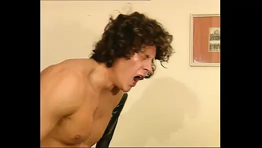 İstekli bir fahişe için sıcak anal seks