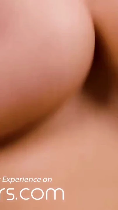 Обязательный для просмотра момент от "VR BANGERS - красивая опытная шлюшка из района"