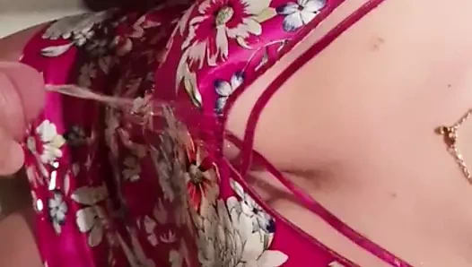 pissing üzerinde benim sürtük karısı