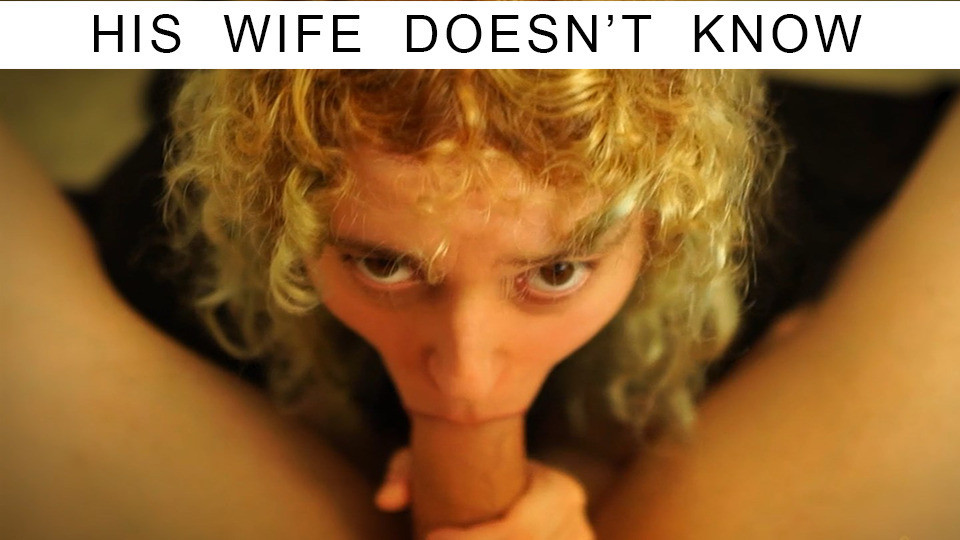 Pov – komşuya kanepede bir bj vermek - karısı onu üflediğimi ve ona bir titjob verdiğimi bilmiyor