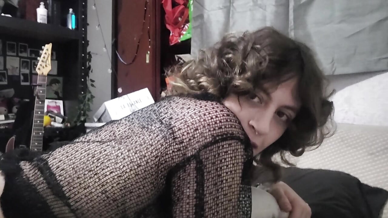 Cheating on My Boyfriend with My Trans Girlfriend - Deftones Fuck in Fishnet