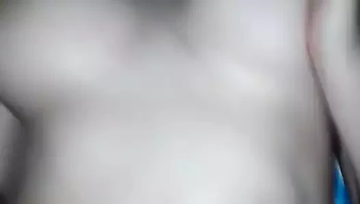 Alman büyük göğüsler