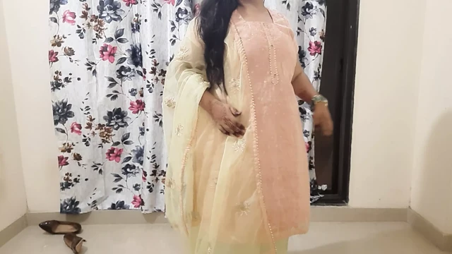 Indian horny bride getting ready for her suhagrat - hidden camera in room