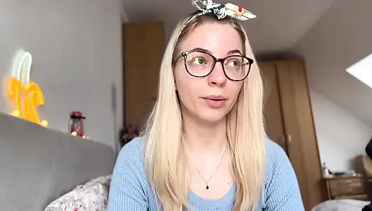 Onu 5329 dolardan ve yeni bir ysl çantasından boşalttim! (findom hikayesi)