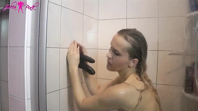 Erotik Duş Oyunları ve Seksi Çift Oyunlar