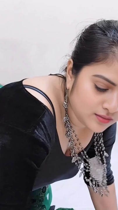 Yeni Hintli bangla süper güzel kız romantik ve zar zor sikişiyor video. ( tam Bangla ses ) | Klip 3