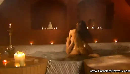 Hindistan'dan egzotik cinsel konumlandırma