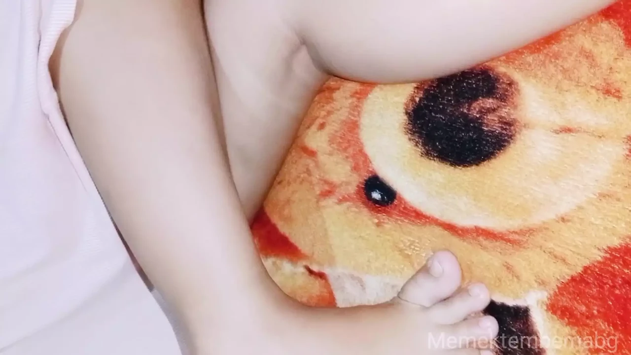 Indonesia-crot in stepcousin's pussy