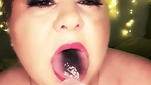 Oyuncağımla süper ıslak ve ıslak sakso....