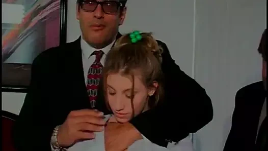 Sarışın civciv berbat iki Çıtçıt içinde takım elbise ve gets becerdin