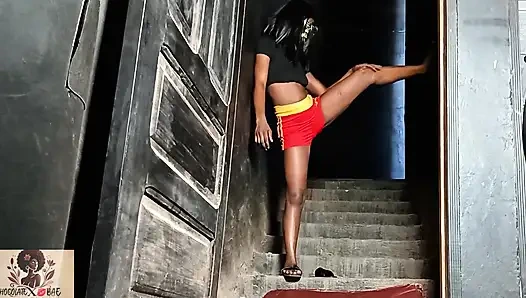 Seks Bağımlılığım Çıldırıyor!! Ne Zaman Boşalsam.. Halka açık Adımlarla Masterbation!!