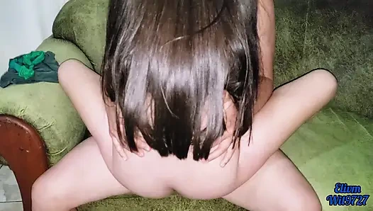 Üvey kız kardeşim televizyon izlerken bana öğretiyor yeni 2