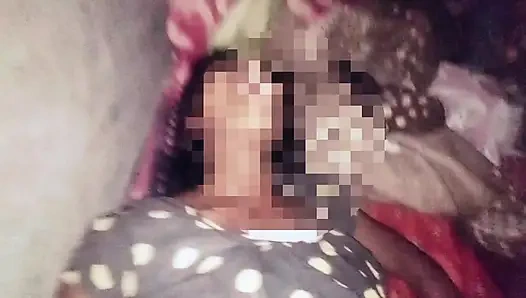 Hard clips of an Indian Desi village couple, beautiful village girl having sex with her boyfriend at home.