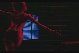 Kara film striptiz - çılgın paris burlesque