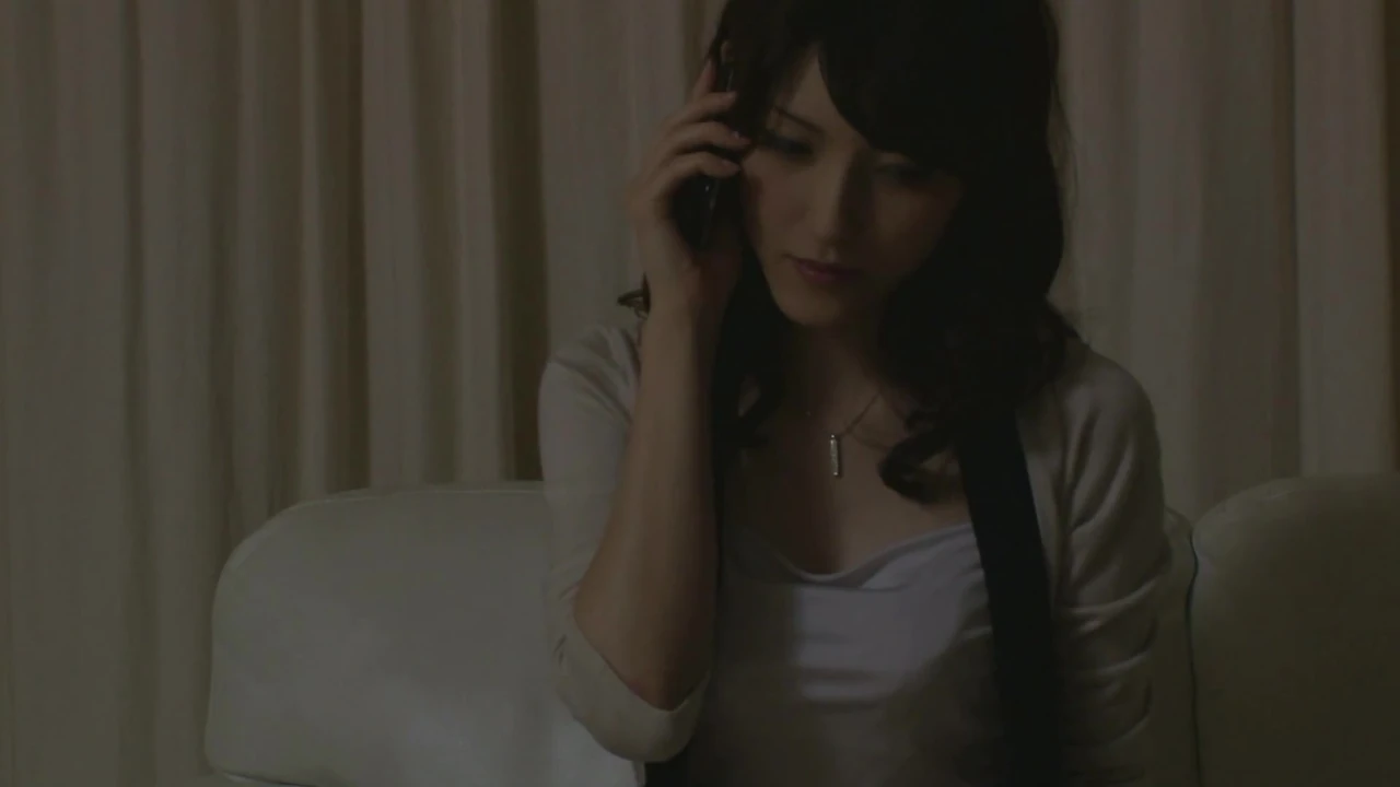 JAPANESE SKINNY BITCH GETS FUCKED BY A HUGE COCK CREAMPIE