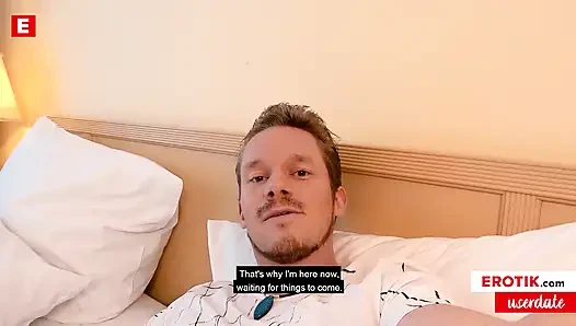Edepsiz orta yaşlı seksi kadın Lana Vegas'ın çaresizce taze yarağa ihtiyacı var