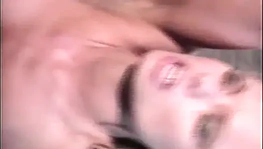 Sürtük bir kız için klasik sikiş