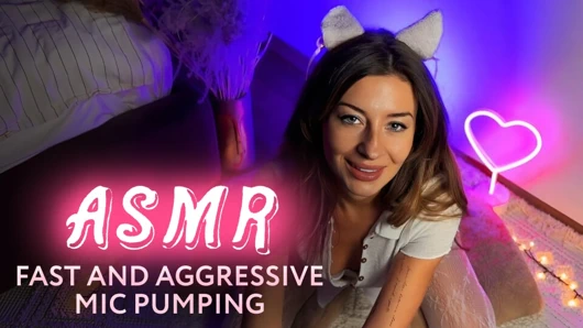 ASMR. Sevimli bir amcık hızlı ve agresif bir mikrofon yarağını pompalıyor ve seni boşaltıyor. Amy Haze