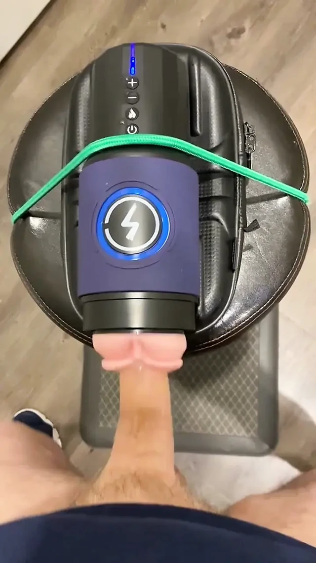 Turbo Amcık Sikiş Oyuncağı Beni Üç Kez Boşaltıyor!