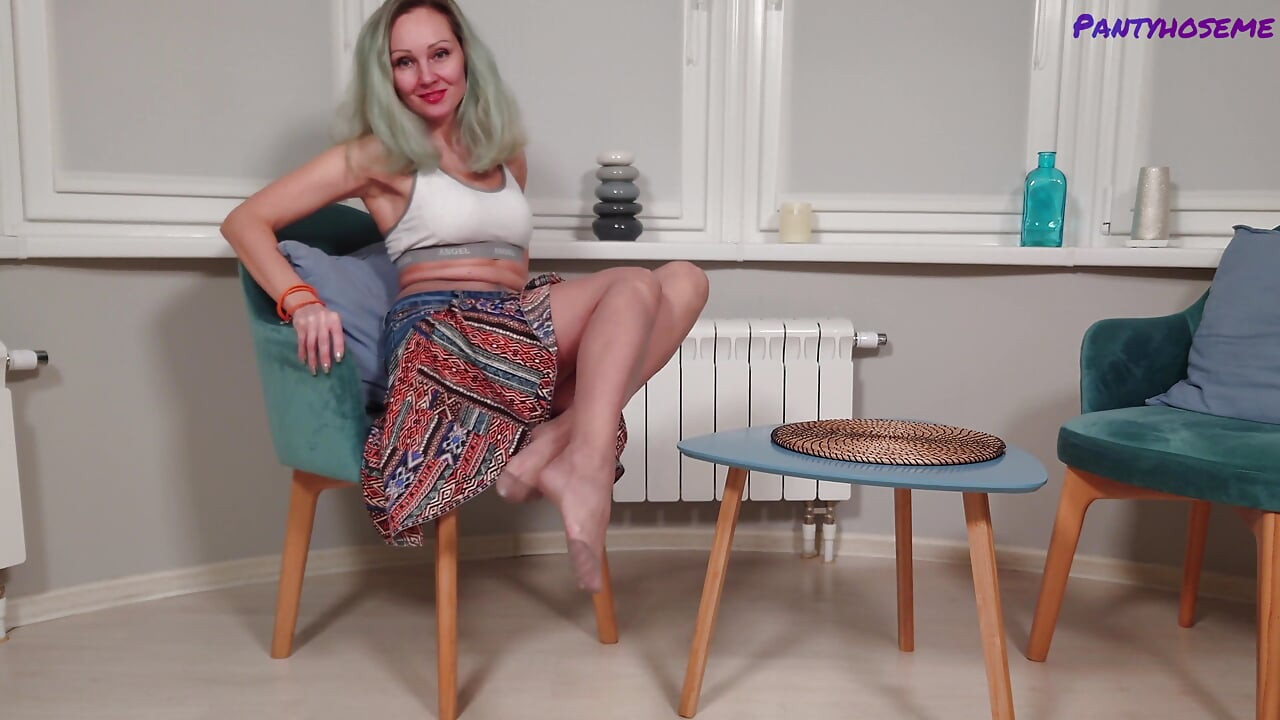Külotlu çorapla seksi aşk azdırıyor