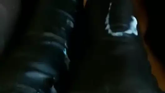 Cum üzerinde uyluk yüksek