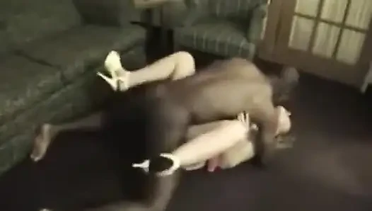 Büyük zenci yarağı bağımlılığı -% 100 amatör ve ev yapımı porno videoları. Orta yaşlı seksi kadınlar büyük zenci yarağı bağımlısı ve ırklararası sikişiyor.