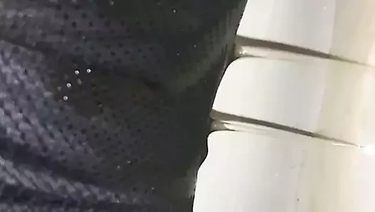 chubby karısı pissing şort