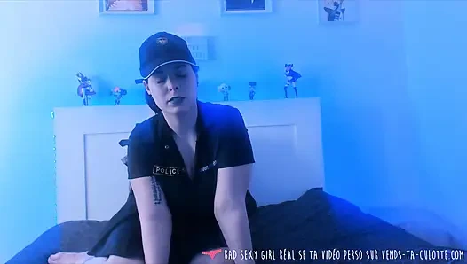 Vends-ta-culotte - rol yapma: kadın polis memuru büyük memeli itaatkar bir sürtük