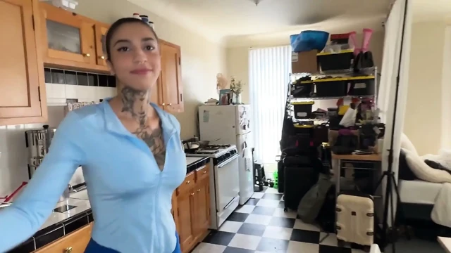 Komşumun götünü genişletiyorum! Anal dölleme! Ravyn Alexa ve Peter Hooke