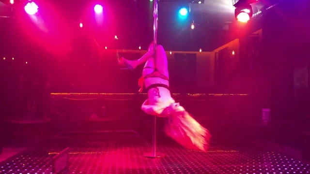 striptiz alyssacandy