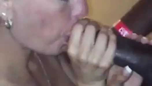 Seksi eş ilk kez büyük bir siyah horoz berbat