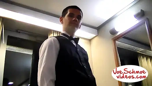 Sünnetsiz Brian'dan bir boşalma çeşmesi