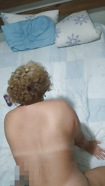 Sonunda lezzetli bir dölleme ile inanılmaz sikiş