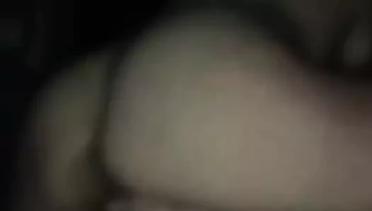 Oğlu lanet kirli konuşurken adım anne arabada