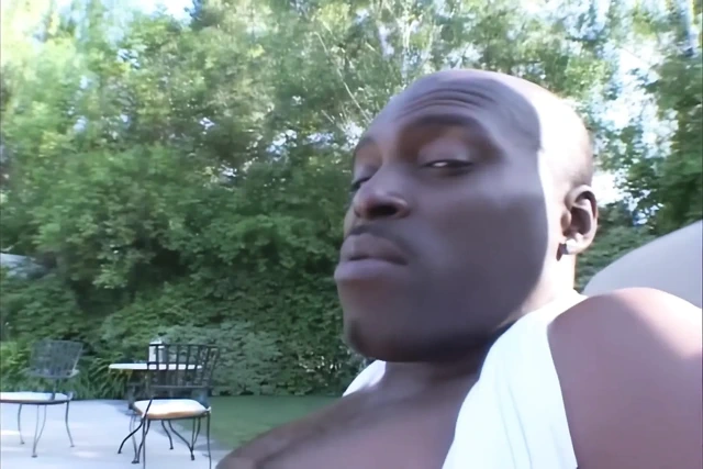 Claudia Downs Büyük Penisi Emmeyi Seviyor