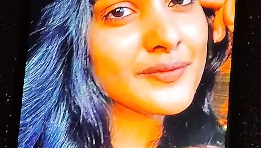Nivetha thomas boşalma anısına 2