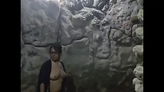 Çıplaklar partisine gittik