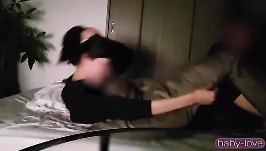 Çarpıcı figür sessiz bir kış günü yavaşça özel bir geceye geçerken kafaları her yere dönüştürüyor 2.