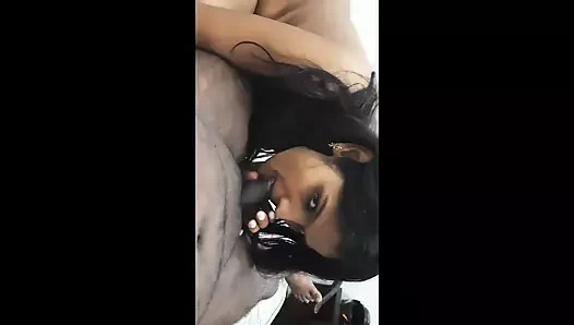 Arkadaşı tarafından kız arkadaş