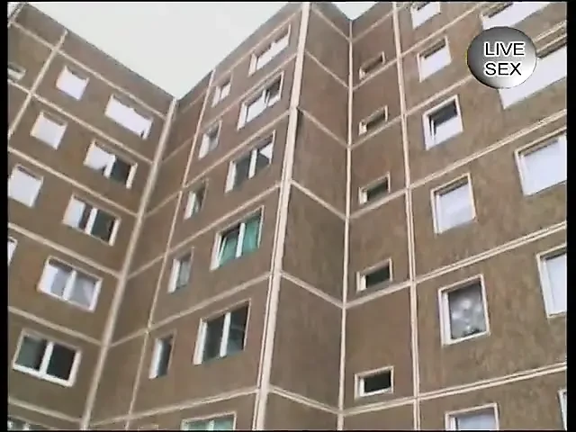 Asyalı piliç ıslak amını yalatıyor ve deliniyor