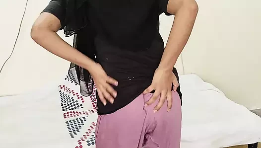 Ateşli büyük götlü asyalı lezbiyen bebek