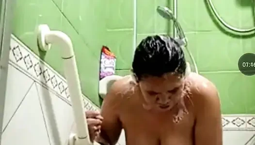 Sabahları sevişmek için düzenli bir şey