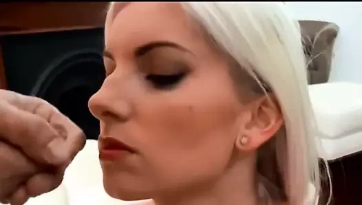 Güzel sarışın dev yüz