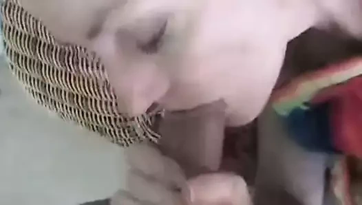 sürtük melanie seviyor the dikkat