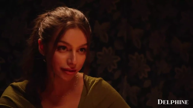 Delphine Films - висит там, Abigail: получить это от груди