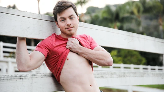 sevimli gay dostum solo mastürbasyon