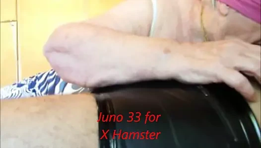 gözleri bağlı nine okşamak