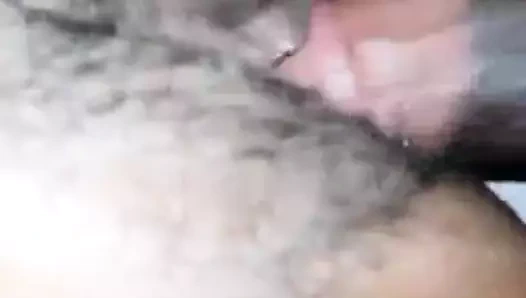 Hintli yakın çekim sikişiyor