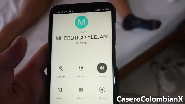 Kız arkadaşımı sert becermek için mileroticos'tan bir boğa çağırdık